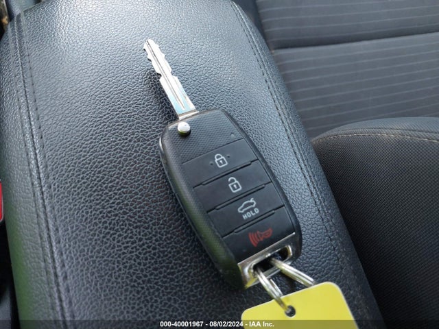 Aukcja sprzedaży 2017 Kia Forte Lx, vin: 3KPFL4A71HE117223, numer aukcji: 40001967