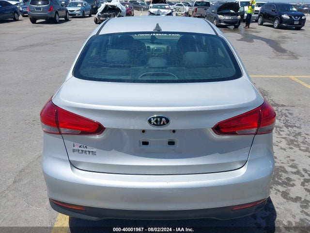 Aukcja sprzedaży 2017 Kia Forte Lx, vin: 3KPFL4A71HE117223, numer aukcji: 40001967