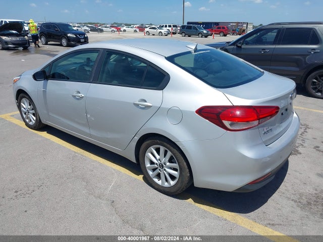 Aukcja sprzedaży 2017 Kia Forte Lx, vin: 3KPFL4A71HE117223, numer aukcji: 40001967