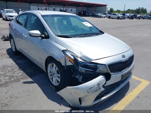 Aukcja sprzedaży 2017 Kia Forte Lx, vin: 3KPFL4A71HE117223, numer aukcji: 40001967