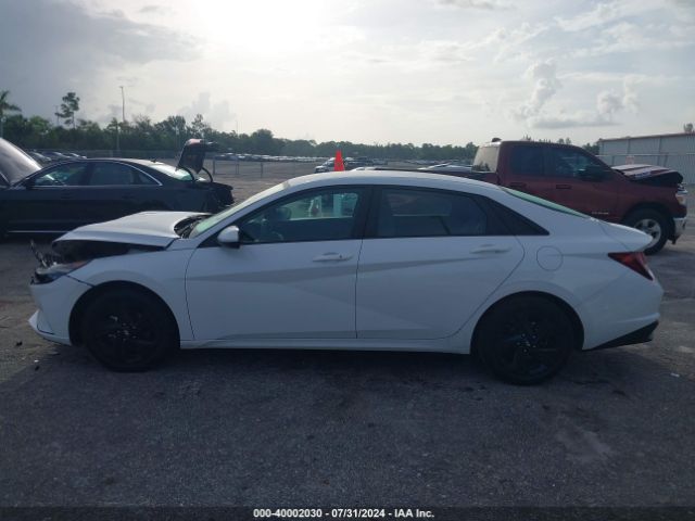 5NPLM4AG5MH017793 Hyundai ELANTRA SEL