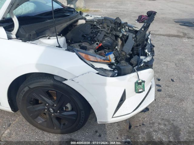 5NPLM4AG5MH017793 Hyundai ELANTRA SEL