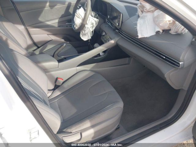 5NPLM4AG5MH017793 Hyundai ELANTRA SEL