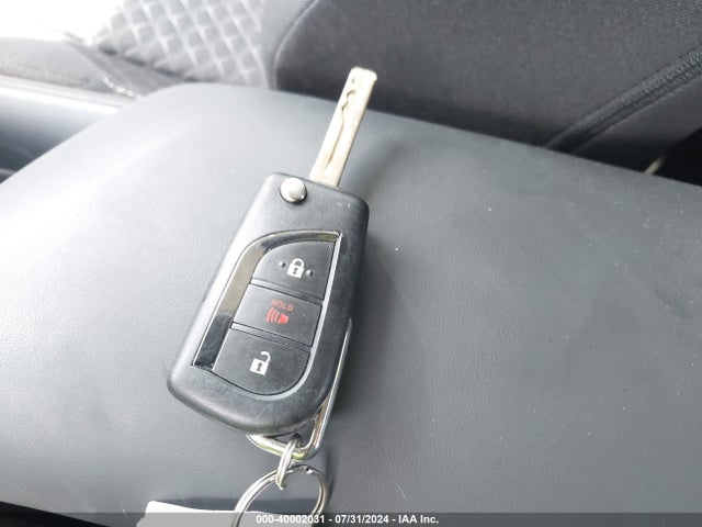 Toyota C-HR LE 2021 NMTKHMBX6MR124049 Image 11