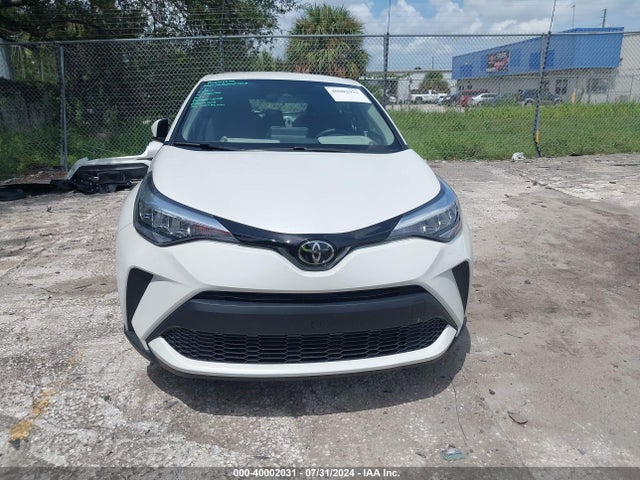 Toyota C-HR LE 2021 NMTKHMBX6MR124049 Image 13