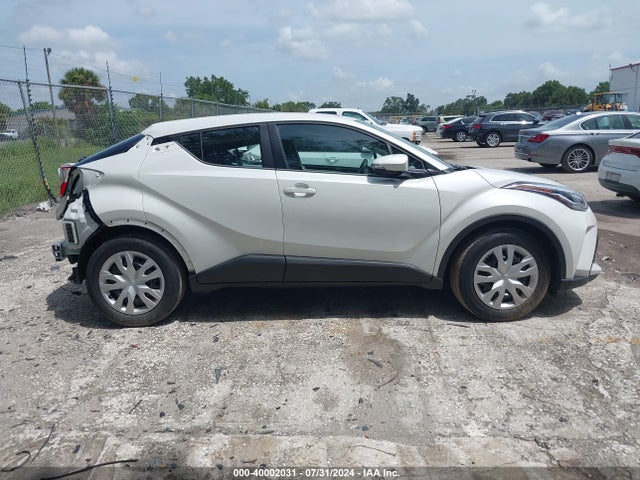 Toyota C-HR LE 2021 NMTKHMBX6MR124049 Image 14