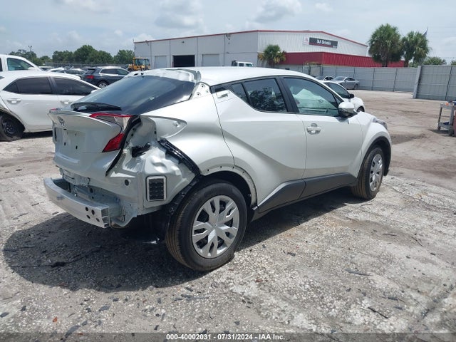Toyota C-HR LE 2021 NMTKHMBX6MR124049 Image 4