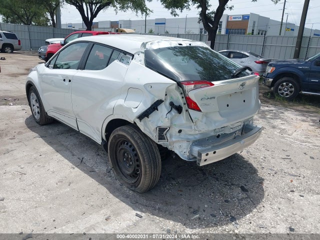 Toyota C-HR LE 2021 NMTKHMBX6MR124049 Image 6