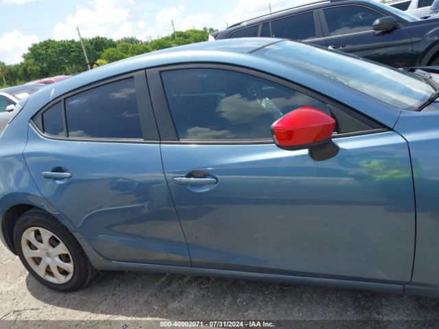3MZBM1J7XGM328464 Mazda Mazda3 I Sport