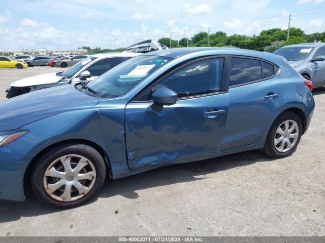 3MZBM1J7XGM328464 Mazda Mazda3 I Sport
