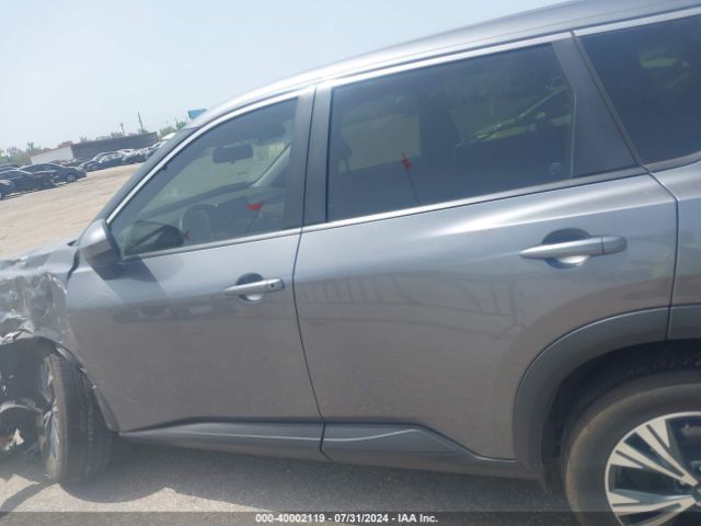 JN8BT3BA6PW411597 Nissan Rogue Sv Fwd