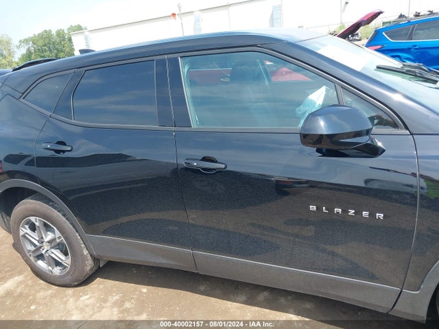 Chevrolet Blazer Awd 2lt 2023 3GNKBHR47PS105863 Image 12