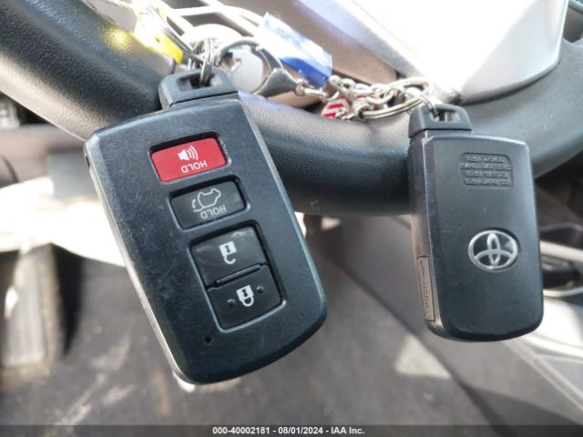 2T3YFREV8GW258282 Toyota Rav4 Limited