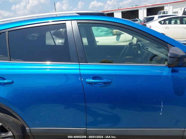 Toyota RAV4 LE 2017 JTMZFREV8HJ701745 Image 13