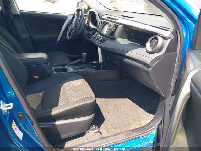 Toyota RAV4 LE 2017 JTMZFREV8HJ701745 Image 5
