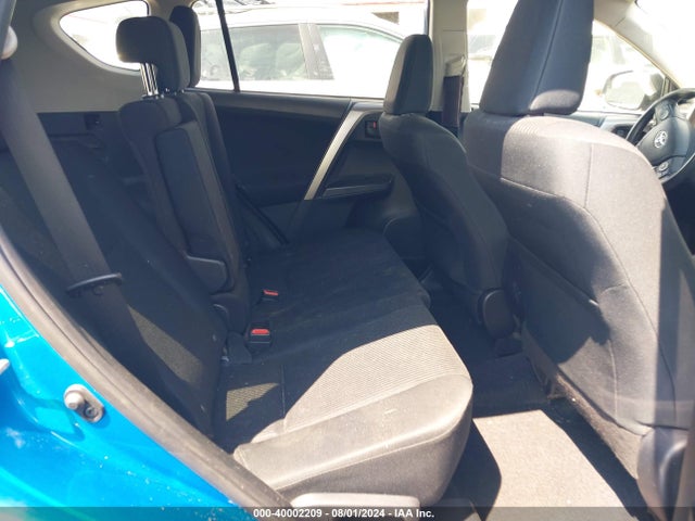 Toyota RAV4 LE 2017 JTMZFREV8HJ701745 Image 8