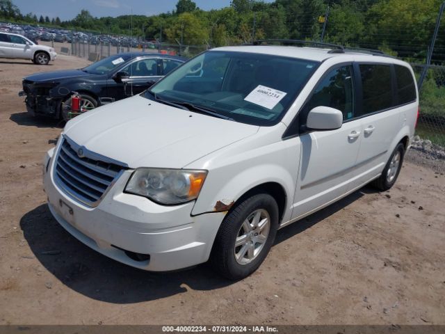 2010 CHRYSLER TOWN & COUNTRY 2A4RR8DX3AR387468 Photo 1