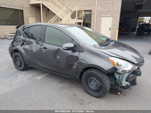 Toyota Prius C Two 2015 JTDKDTB33F1112560 Image 1