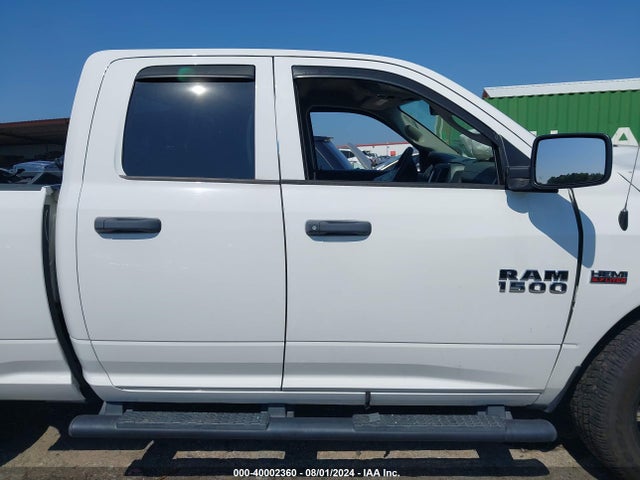 1C6RR7FT2JS145111 RAM 1500 Tradesman Quad Cab 4x4 6'4 Box