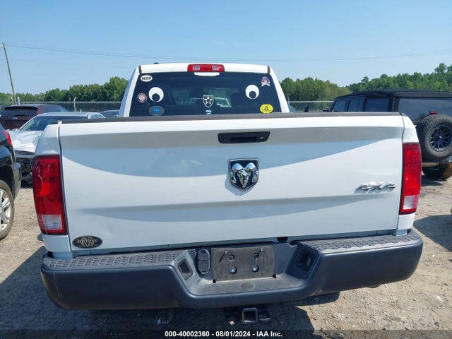 1C6RR7FT2JS145111 RAM 1500 Tradesman Quad Cab 4x4 6'4 Box