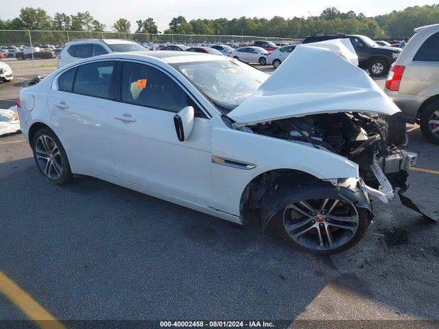 2017 JAGUAR XE SAJAD4BV0HA976702 Photo 0
