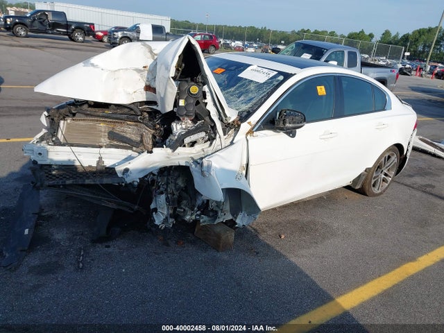 2017 JAGUAR XE SAJAD4BV0HA976702 Photo 1