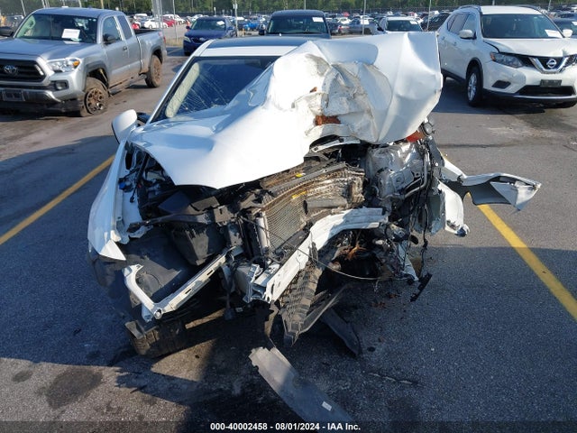 2017 JAGUAR XE SAJAD4BV0HA976702 Photo 5