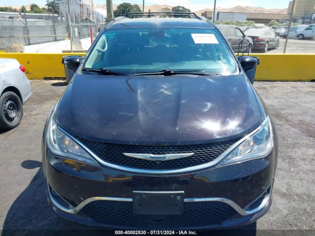 2C4RC1EGXJR166916 Chrysler Pacifica Touring L Plus