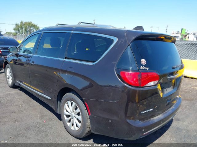 2C4RC1EGXJR166916 Chrysler Pacifica Touring L Plus