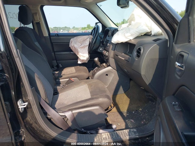 1C4NJRFB6GD782341 Jeep Patriot Latitude