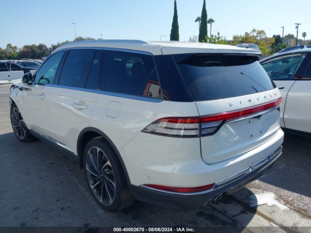5LM5J7WC5NGL10570 Lincoln Aviator Reserve