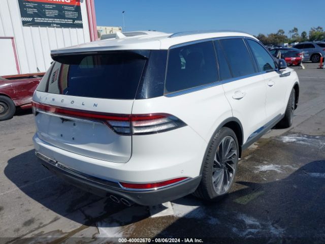 5LM5J7WC5NGL10570 Lincoln Aviator Reserve