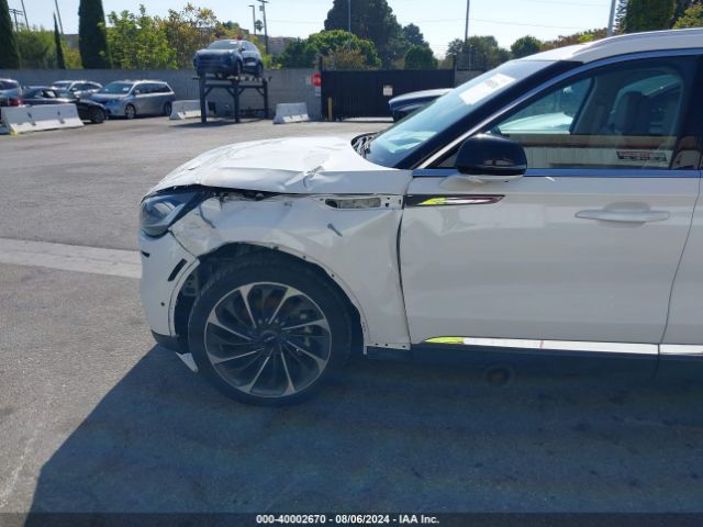 5LM5J7WC5NGL10570 Lincoln Aviator Reserve