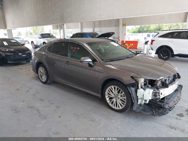 2019 4T1B11HK7KU735275 main image