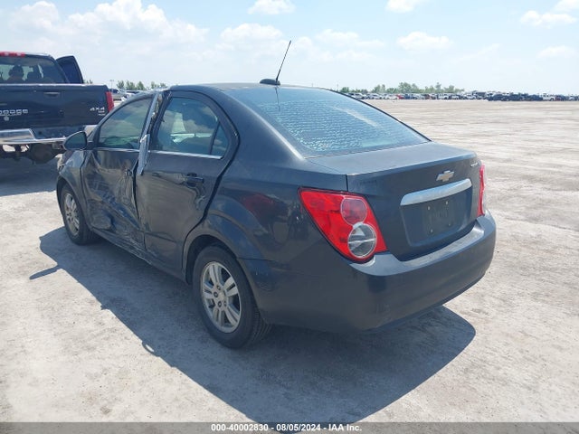 Chevrolet Sonic Lt Auto 2015 1G1JC5SH2F4213697 Image 3