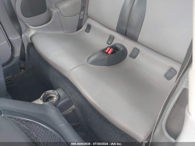 2005 MINI COOPER WMWRC33425TJ67199 Photo 7