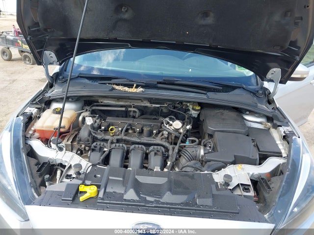 Ford FOCUS SE 2016 1FADP3F21GL359363 Image 10