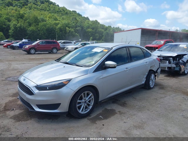 Ford FOCUS SE 2016 1FADP3F21GL359363 Image 2