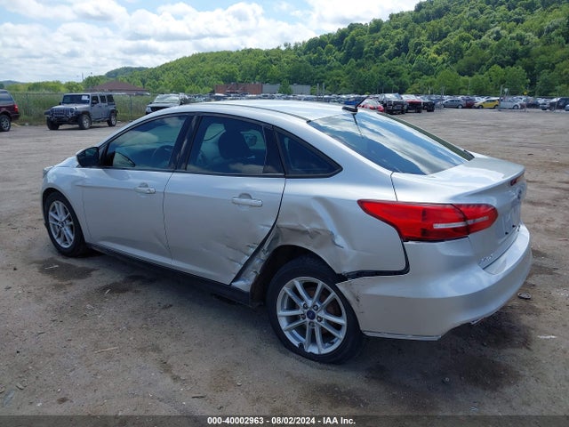 Ford FOCUS SE 2016 1FADP3F21GL359363 Image 3