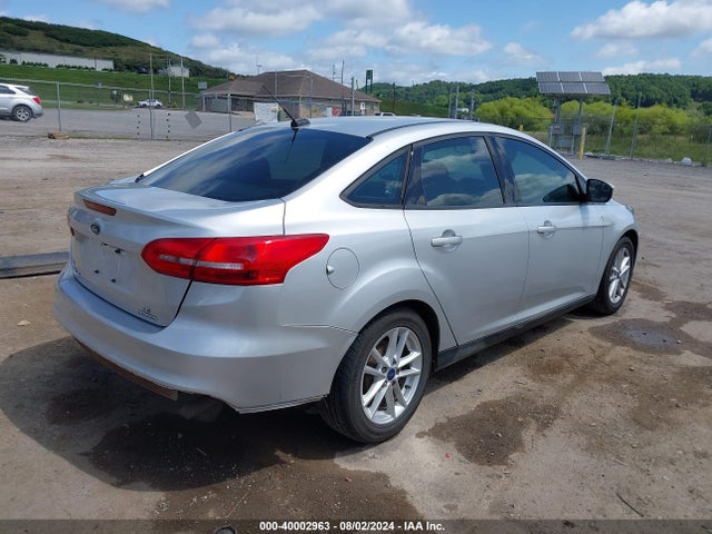 Ford FOCUS SE 2016 1FADP3F21GL359363 Image 4