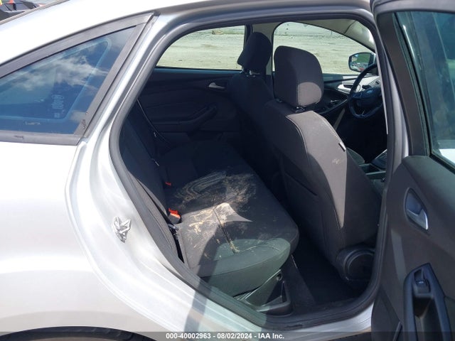 Ford FOCUS SE 2016 1FADP3F21GL359363 Image 8