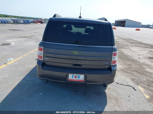 Ford FLEX SEL 2018 2FMHK6C8XJBA22830 Image 15