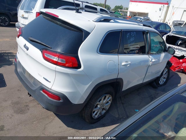 Jeep Cherokee Latitude 2015 1C4PJMCB9FW691468 Image 4