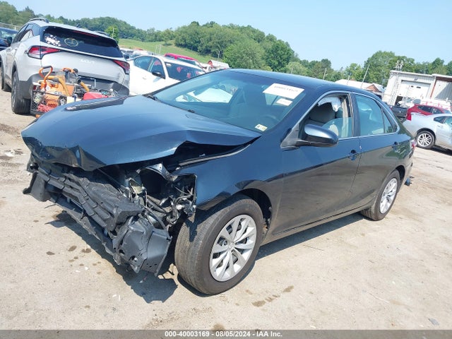 Toyota CAMRY LE 2017 4T1BF1FK8HU745679 Image 2