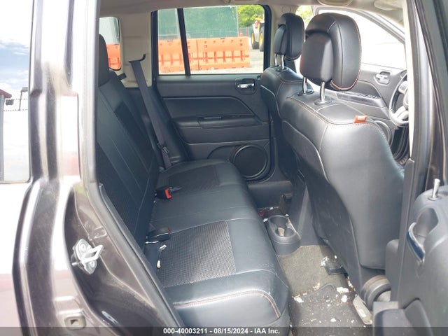 Jeep Compass 75th Anniversary 2016 1C4NJCBB5GD685067 Image 8