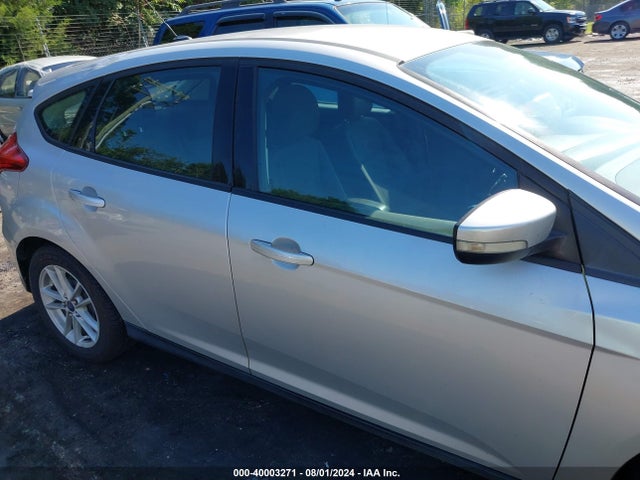 Ford FOCUS SE 2015 1FADP3K23FL301145 Image 13