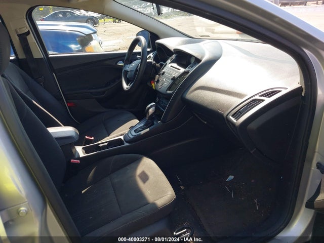 Ford FOCUS SE 2015 1FADP3K23FL301145 Image 5