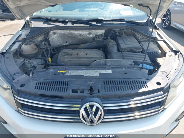 WVGAV7AX9GW577669 Volkswagen TIGUAN SE