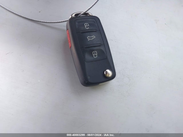 WVGAV7AX9GW577669 Volkswagen TIGUAN SE