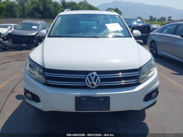 WVGAV7AX9GW577669 Volkswagen TIGUAN SE